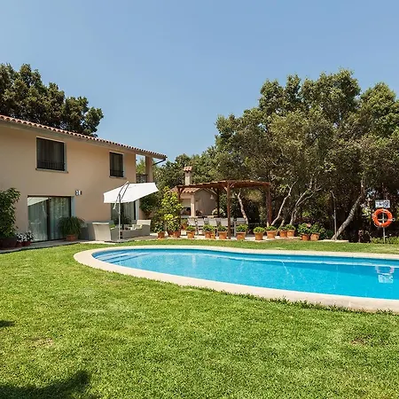 Llamas Villa *